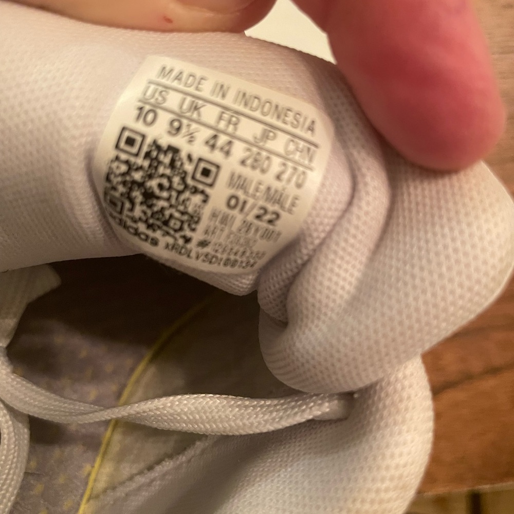 adidas Men's White and Black grand court sneakers - Picture 9 of 9